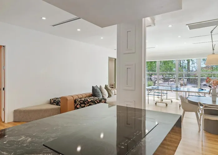 Dom wakacyjny Breathtaking Mansion - Indoor Pickleball & *
